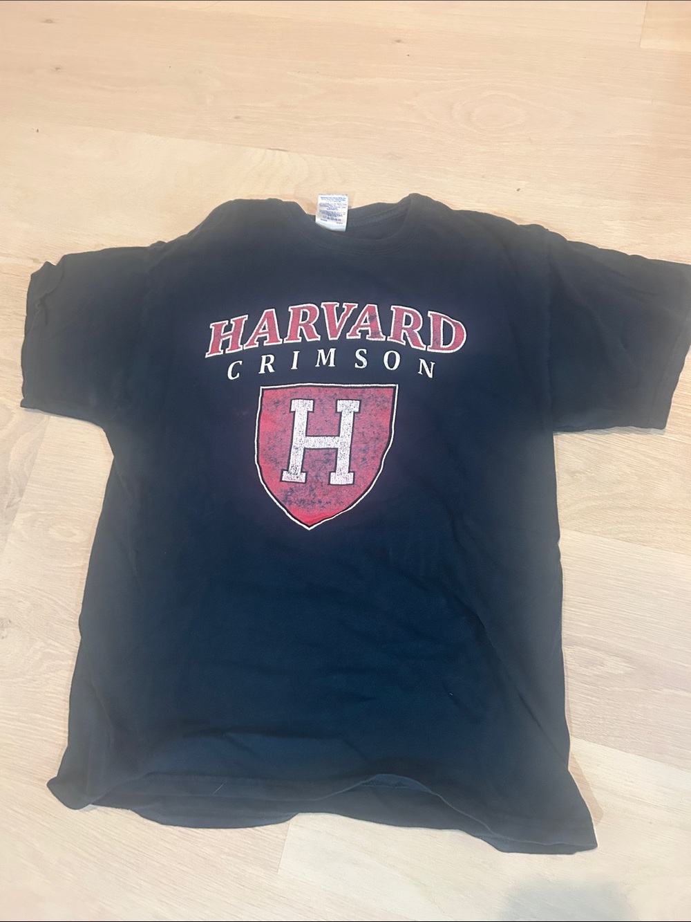 Harvard Crimson Cotton Shirt (Men’s Medium)